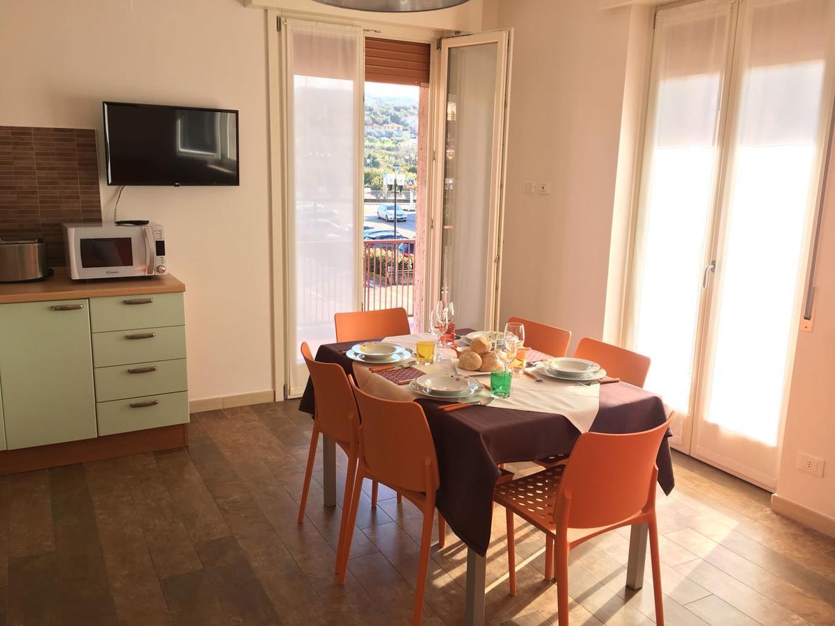 Caba Holiday Bardolino D'Annunzio מראה חיצוני תמונה